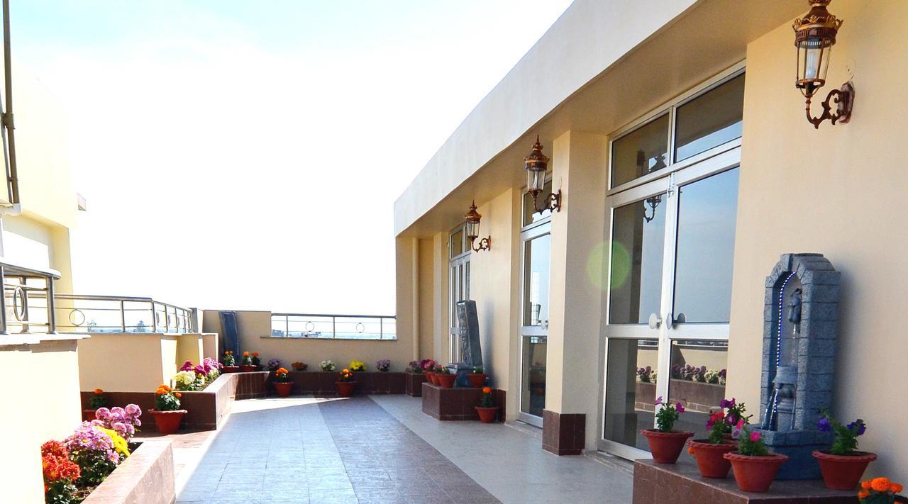 Hotel Tulip Residency Dibrugarh Exterior foto